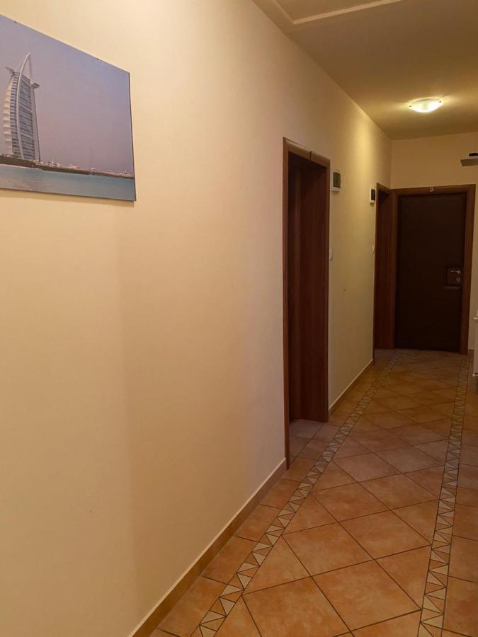Aura Apartman Hajdúszoboszló Extérieur photo